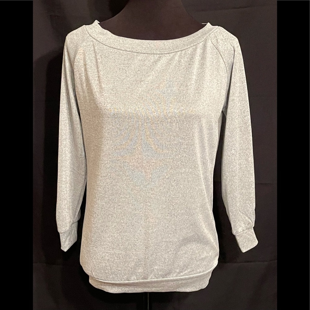 Soft long sleeve sweater. NWT